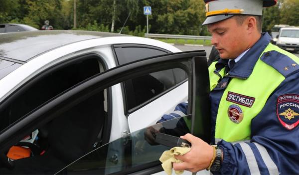 Более 400 автомобилей на Ставрополье остались без плёнки
